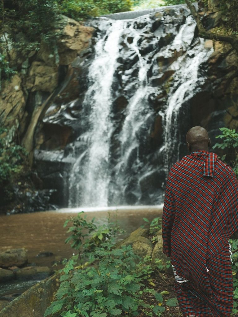 hike-to-waterfalls