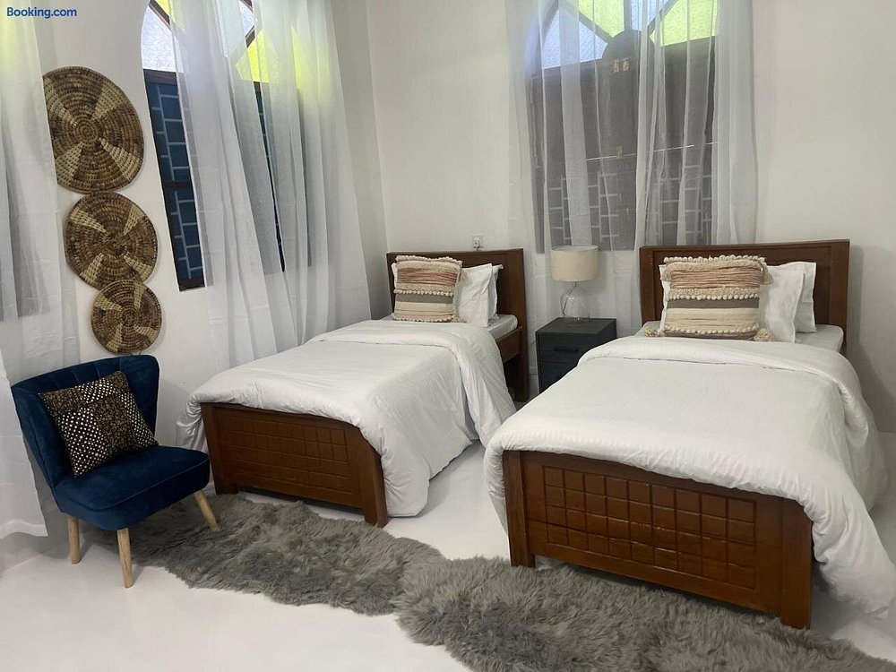 nashu-house-stone-tow (1)