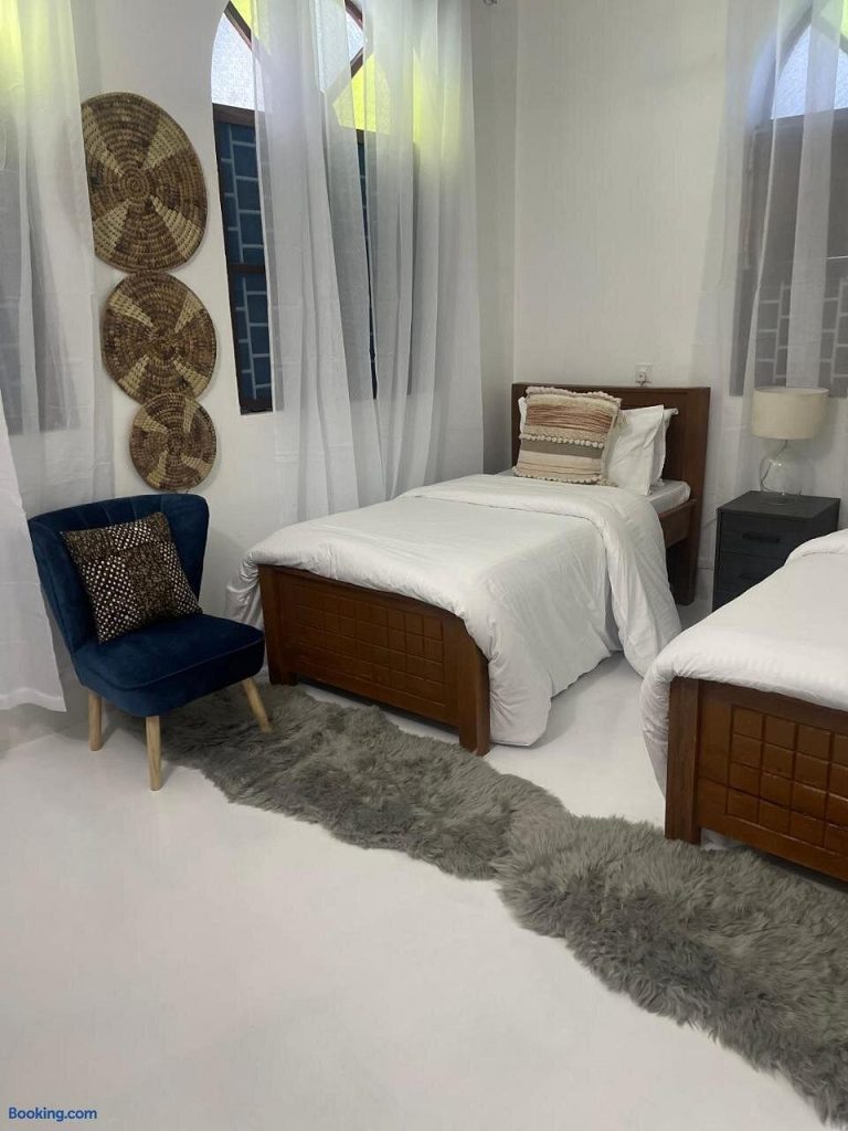 nashu-house-stone-tow (2)