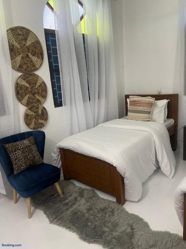 nashu-house-stone-tow (3)