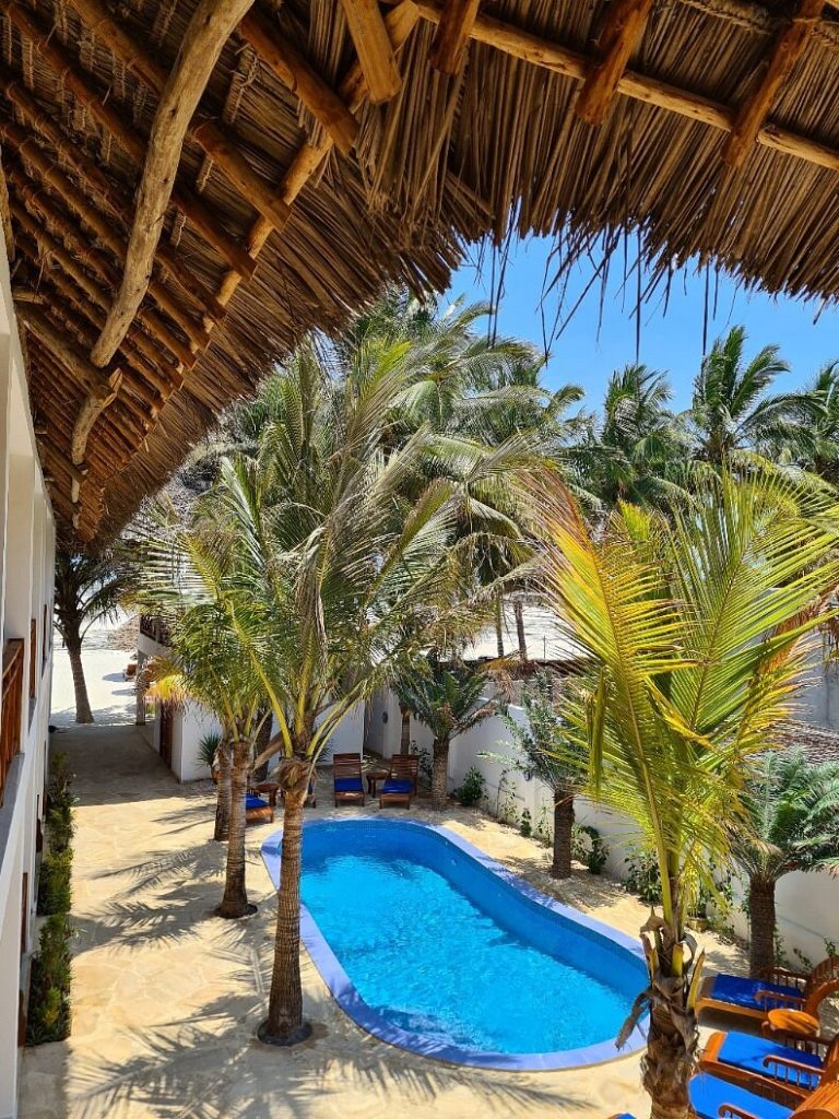 karibu-beach-resort (4)