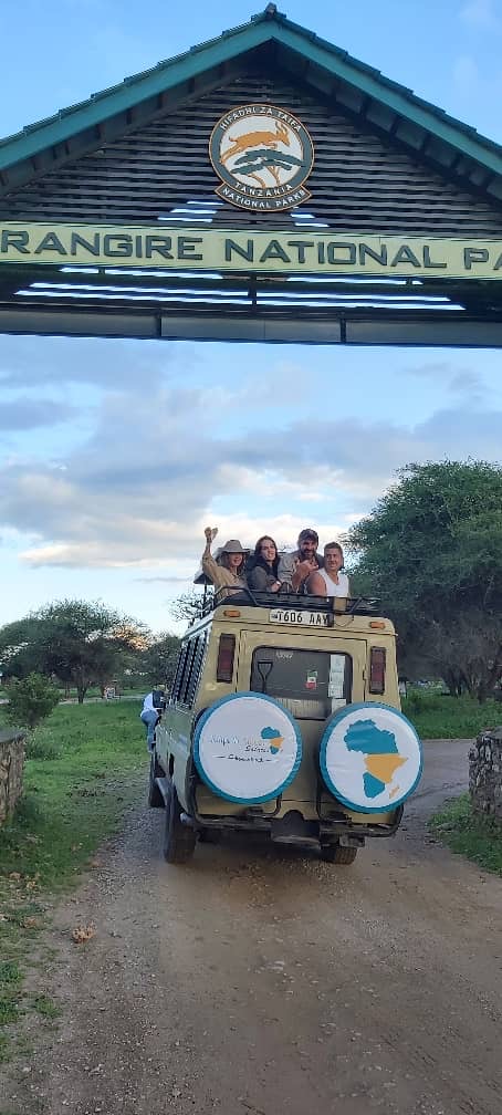 Tarangire Safari Arusha Travel Guide